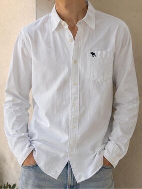 Abercrombie & Fitch Kid’s White Button-Down Shirt - Size Large